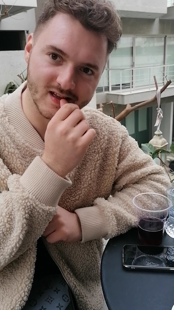 Veranda More Than Coffee-2