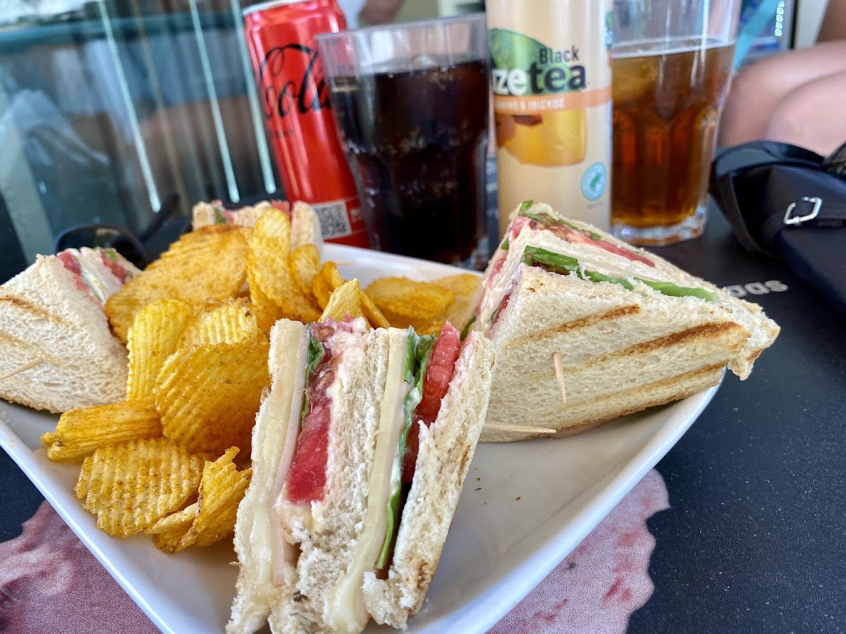 Veranda More Than Coffee-6